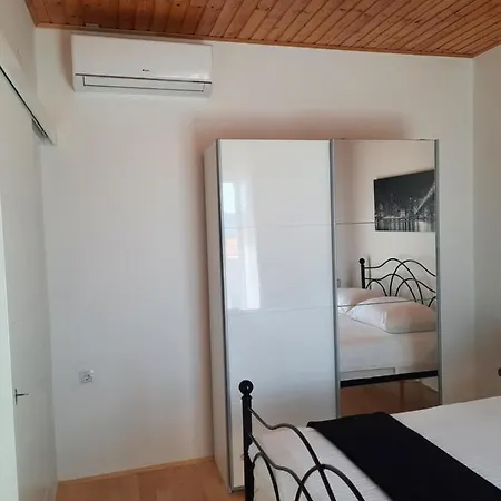Apartment Jakovcevic *